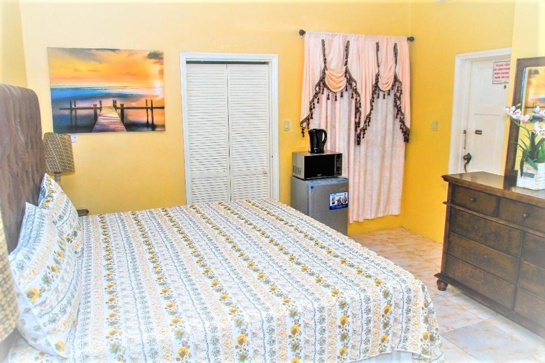Dela De-Rose Guest House Negril Jamaica מראה חיצוני תמונה