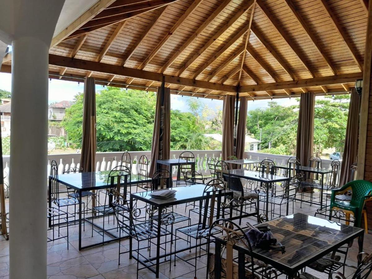 Dela De-Rose Guest House Negril Jamaica מראה חיצוני תמונה
