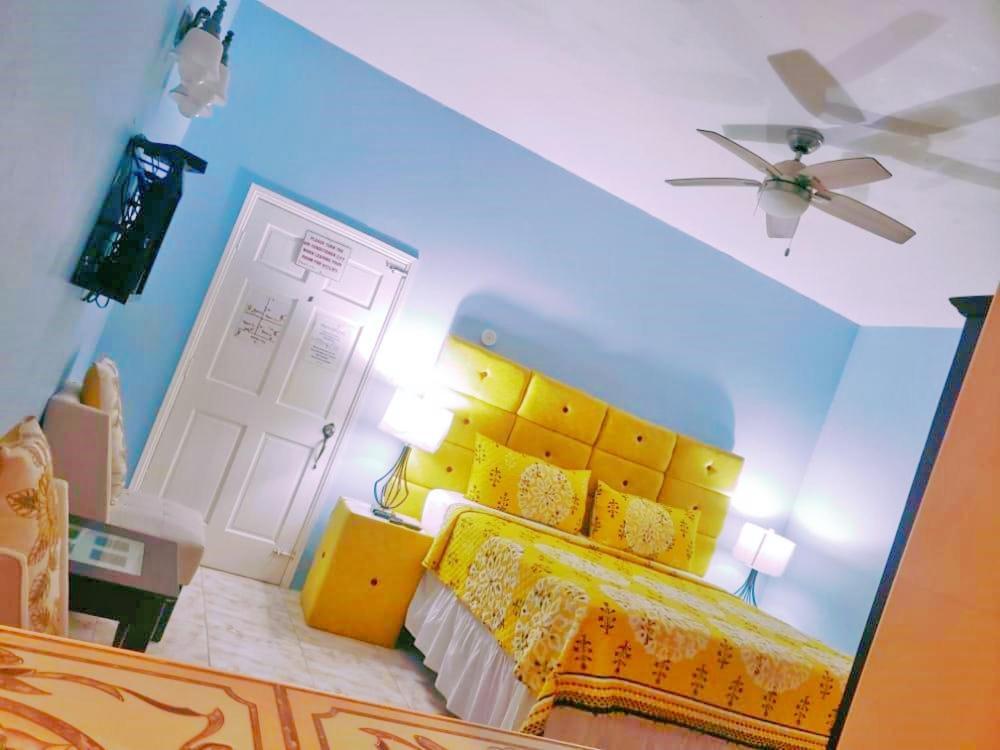 Dela De-Rose Guest House Negril Jamaica מראה חיצוני תמונה