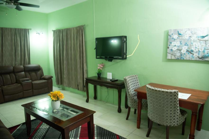 Dela De-Rose Guest House Negril Jamaica מראה חיצוני תמונה