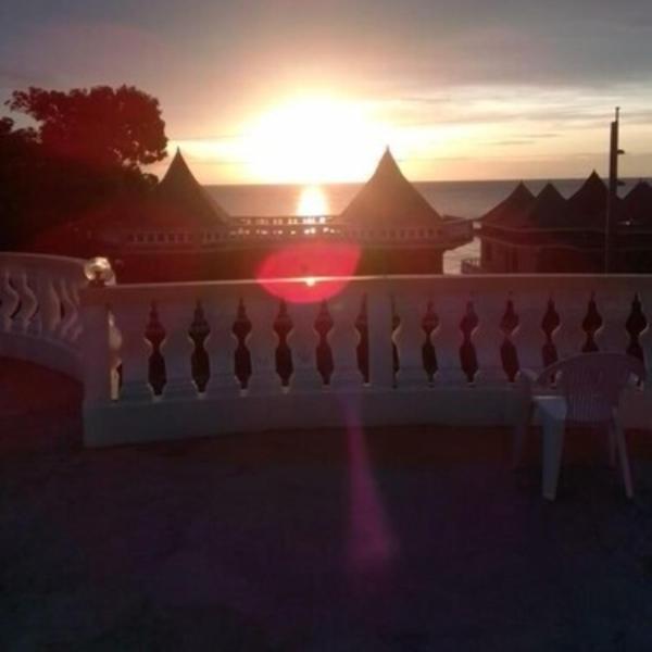 Dela De-Rose Guest House Negril Jamaica מראה חיצוני תמונה