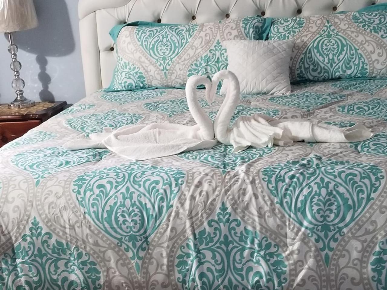 Dela De-Rose Guest House Negril Jamaica מראה חיצוני תמונה
